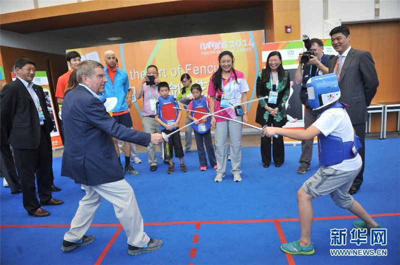 IOC-Chef duelliert sich mit Jugendlichen