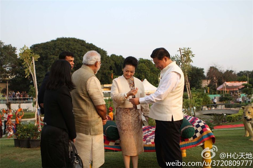 Pr?sident Xi schaukelt mit seiner Gattin in Indien