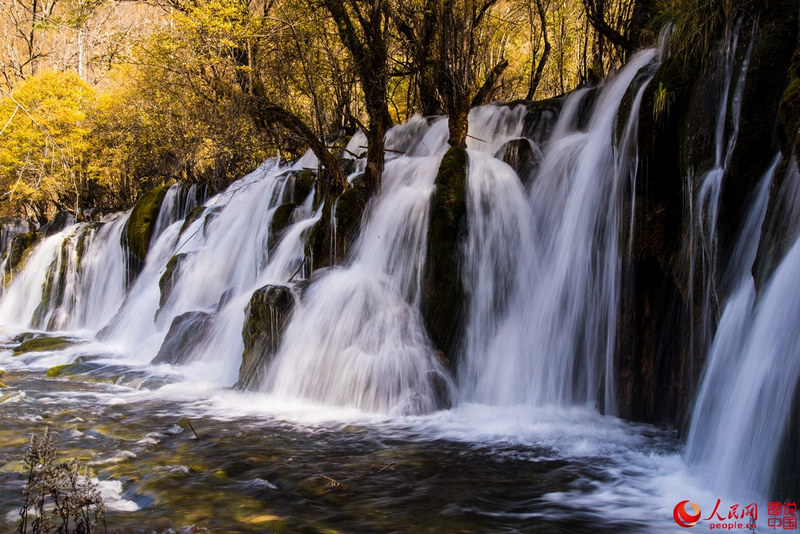 Wundersch?nes Jiuzhaigou