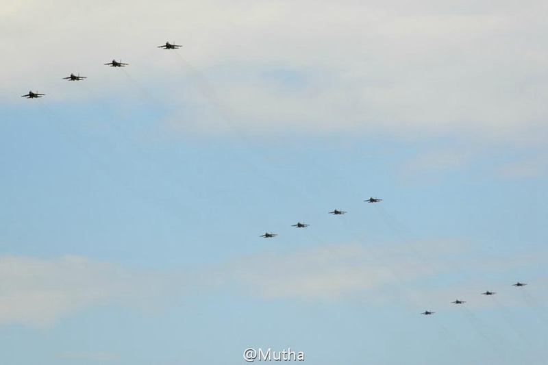 Chinesische Kampfjets proben bereits für die Parade