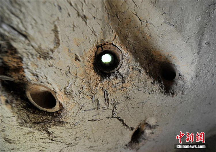 Der irdene ?Potala“ von Anliang 