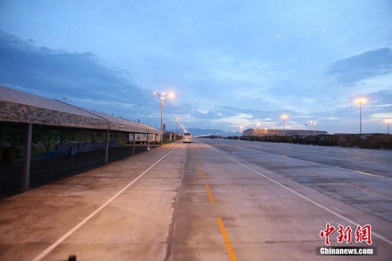 24 Stunden im Trainingscamp der WWII-Parade