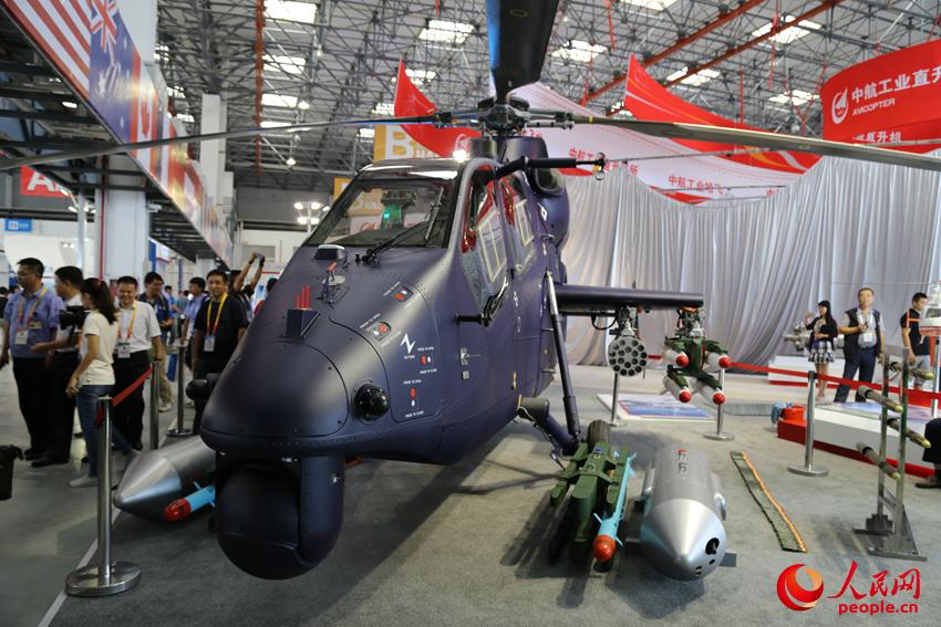 Z-19E im Mittelpunkt der Tianjiner Heli-Expo