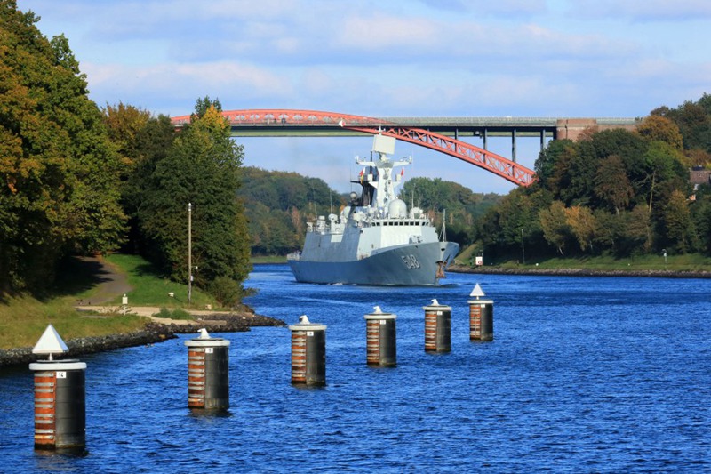 Chinesische Flotte f?hrt erstmals durch den Kieler Kanal