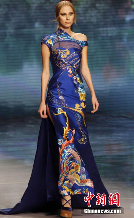 ?Qipao“-Show auf der China Fashion Week