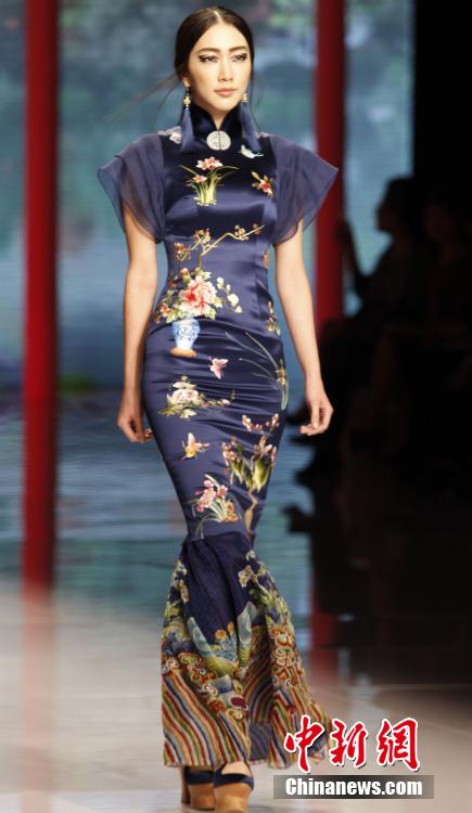 ?Qipao“-Show auf der China Fashion Week
