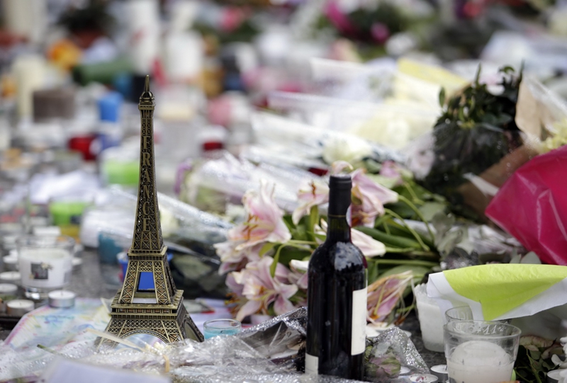 Trauer um die Opfer bei Terroranschl?gen in Paris