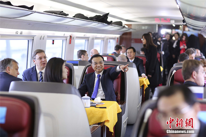 Li promotet Chinas Hochgeschwindigkeitstechnologie