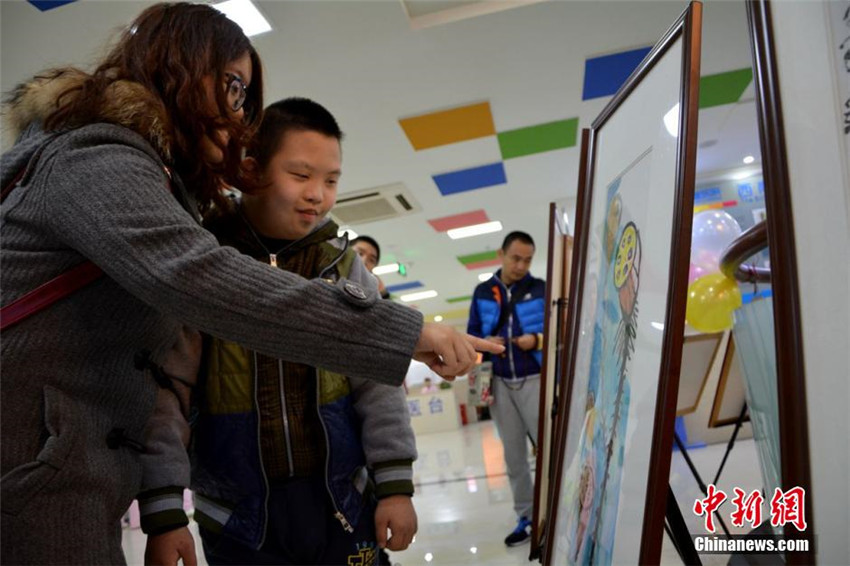 Malereien von ?besonderen“ Kindern