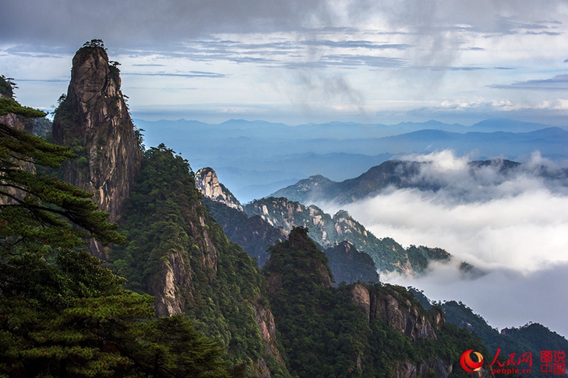 Das sch?ne Sanqing-Gebirge in Jiangxi
