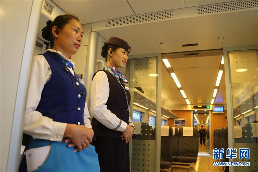 Hainan welterste Insel mit ?Rundum-Highspeed-Bahn“