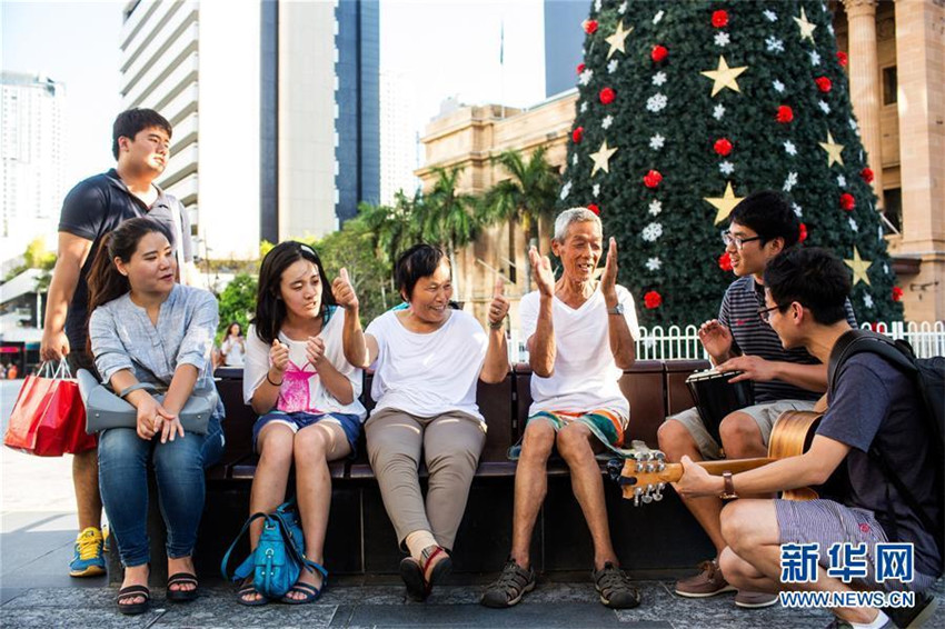 Chinesischer Krebsüberlebender feiert goldene Hochzeit in Australien