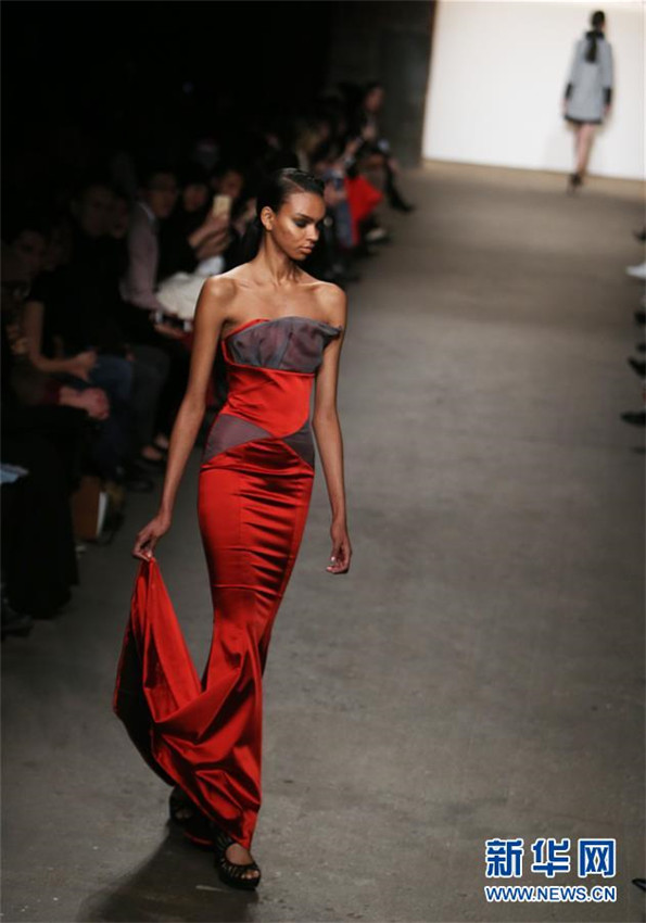 Kreationen der New Yorker Modewoche Herbst/Winter 2016