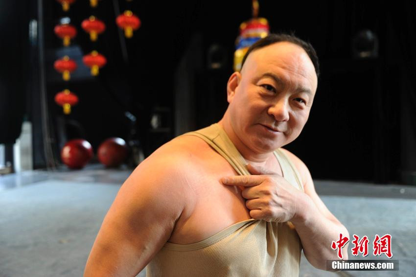 Das Leben eines 55-j?hrigeren Akrobaten