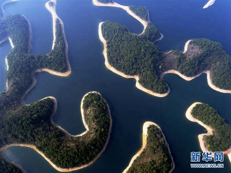 Spektakul?re Luftaufnahmen vom Qiandao-See