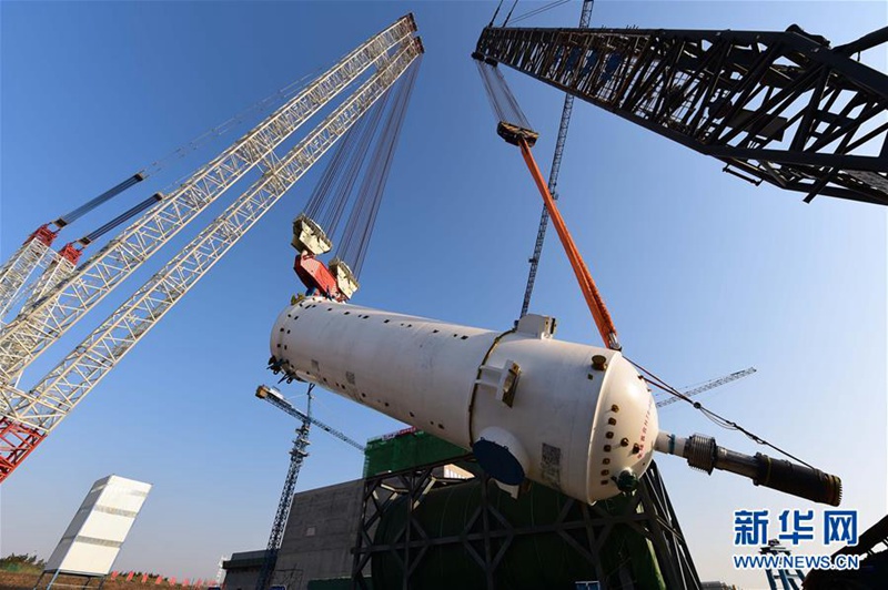 China montiert weltweit ersten Druckbeh?lter eines Atomreaktors der vierten Generation