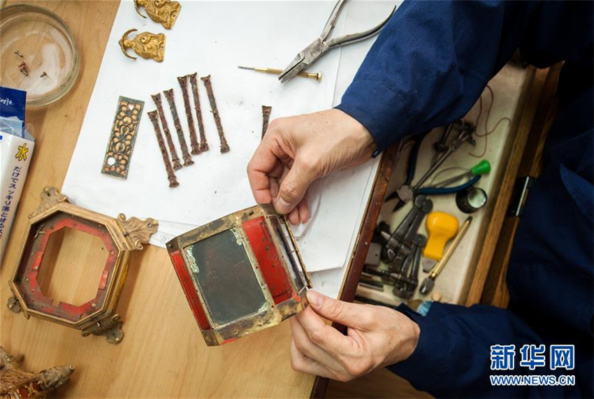 Uhren-Reparateur in der Verbotenen Stadt