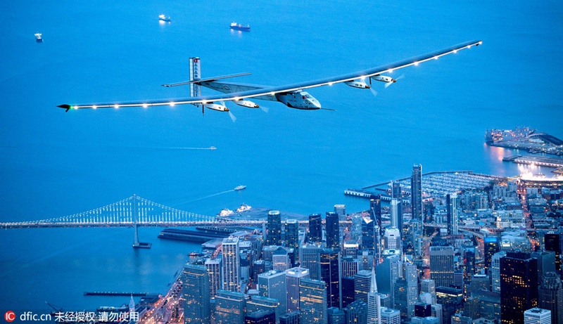 Schweizer Solarflugzeug in San Francisco gelandet