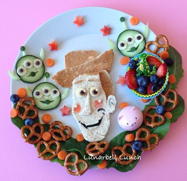 Eine Mutter kocht mit Liebe und Fantasie