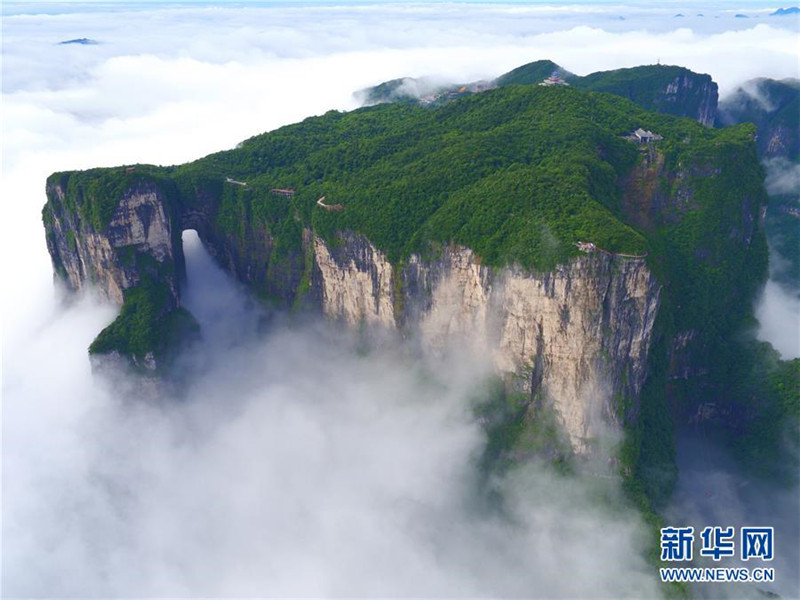 Traumhaft sch?ner Tianmen-Berg