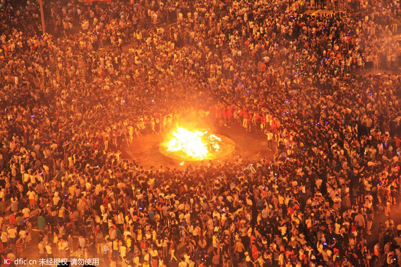 Xichang feiert das Fackelfest 