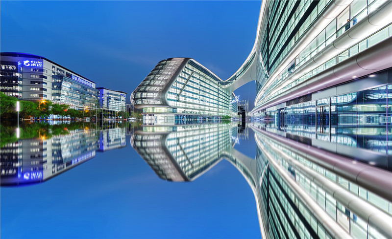 Fantastisches Geb?ude mit surrealer Pr?gung in Shanghai