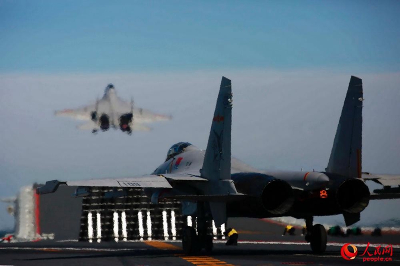 Chinesische Marine intensiviert Training der Flugzeugtr?ger-Piloten