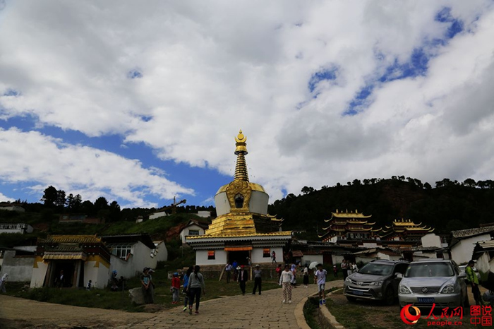 Wundersch?ner Langmu-Tempel