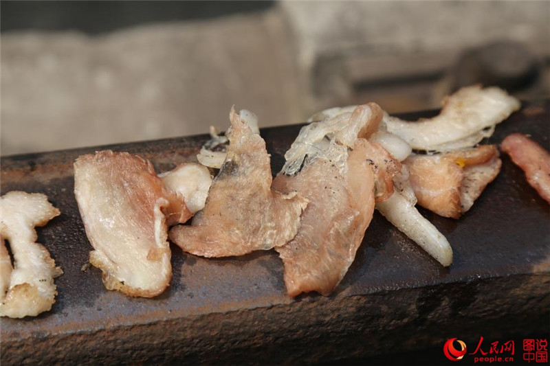 ?ffentlicher Schienenverzehr – Grillen auf hei?en Gleisen