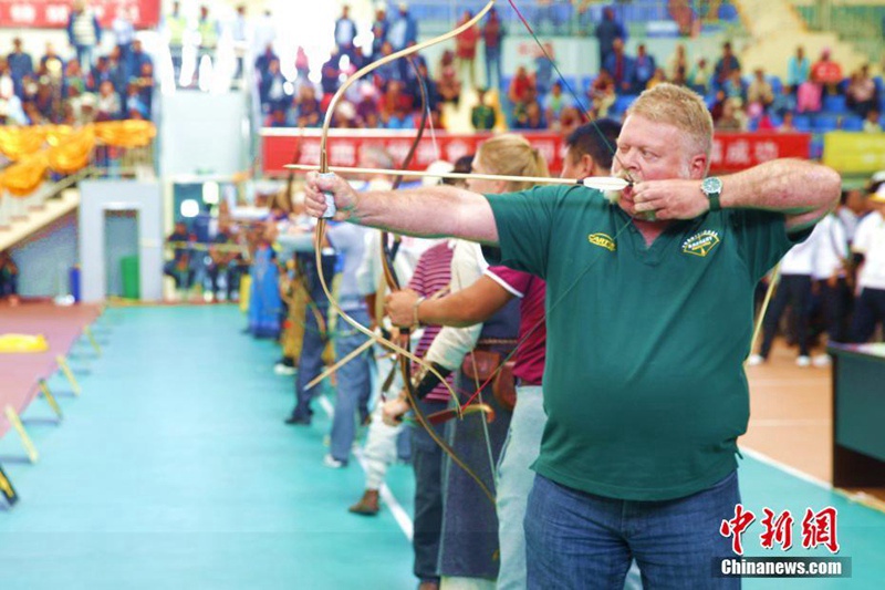 Internationaler Elitewettbewerb im traditionellen chinesischen Bogenschie?en in Qinghai