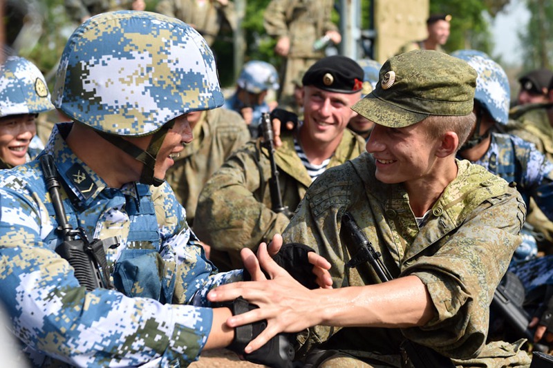 Gemeinsame übung der chinesischen und russischen Marineinfanterien
