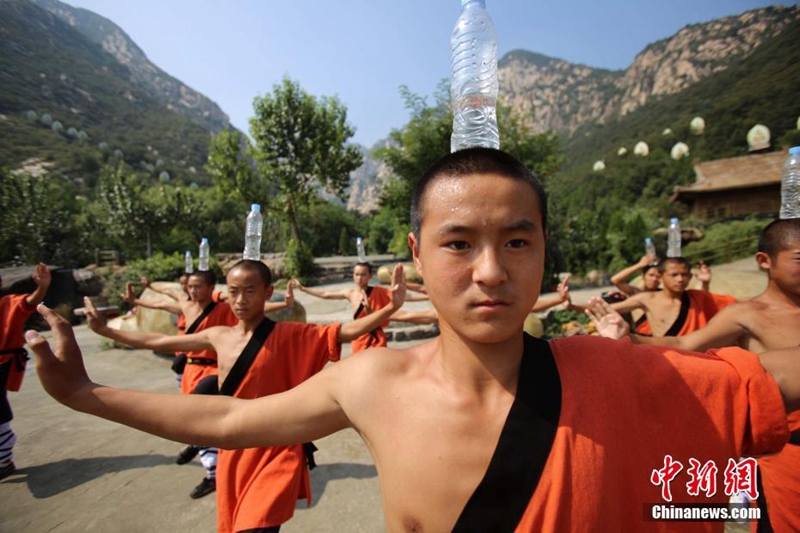 Shaolin-M?nche zeigen ihre Kampfkünste