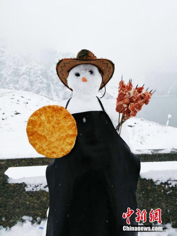 Erster Schneefall 2016 in Xinjiang