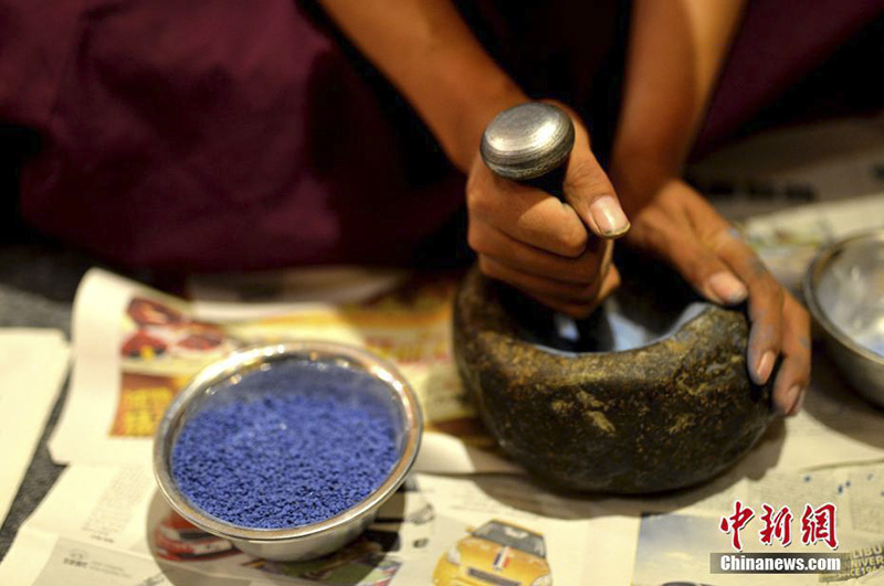 Sandbild des Yamataka-Mandalas in Lhasa