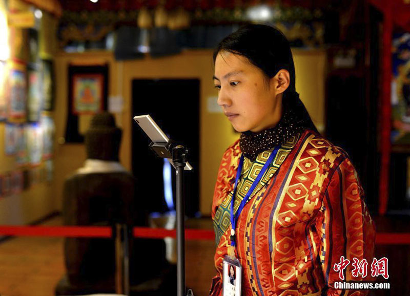 Sandbild des Yamataka-Mandalas in Lhasa