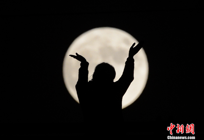 Gr??ter Supervollmond des 21. Jahrhunderts in China