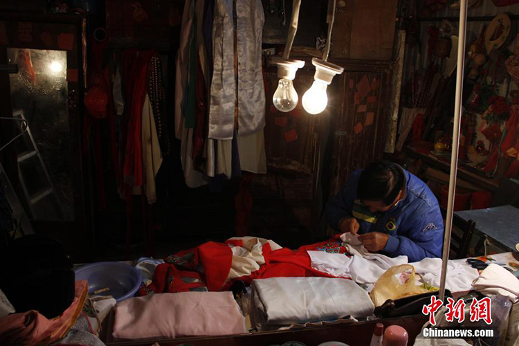 Jahrhundertealte Schauspieltruppe tr?umt von der Verbreitung der Guilin-Oper