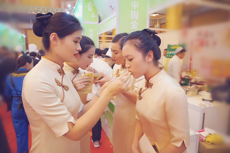 Acht Stra?enessen aus Shaanxi werden zur besten chinesischen Reiseimbissen