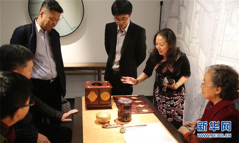 Ausstellung allt?glicher DIY-Objekte chinesischer Pr?gung in Beijing er?ffnet