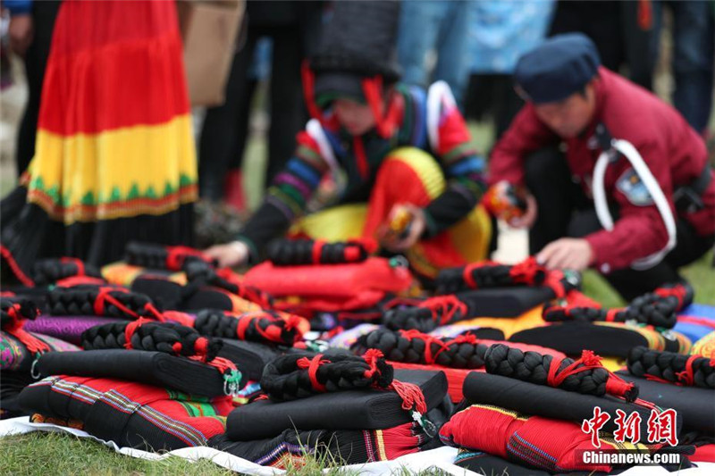 Initiationsritus des Yi-Volks