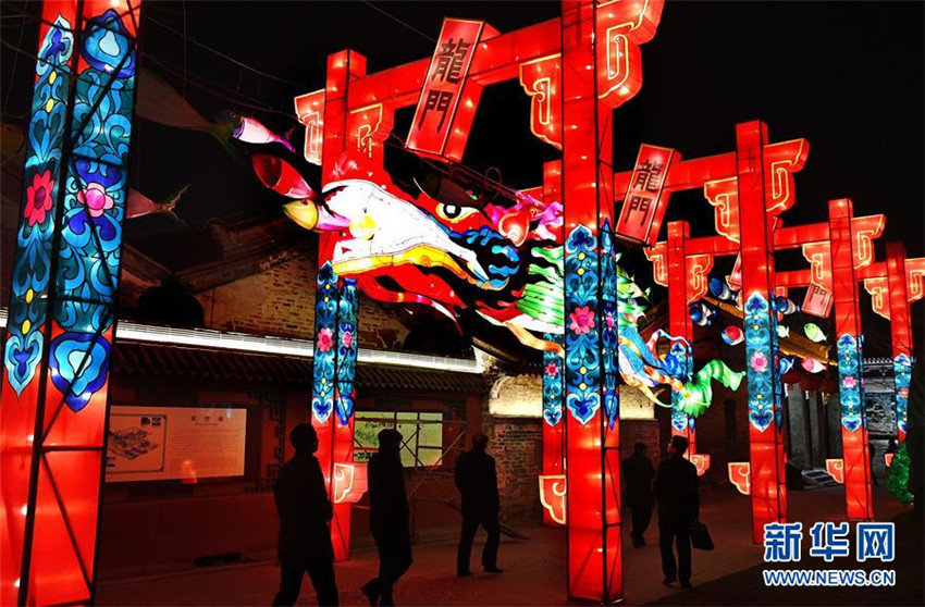 Internationales Lichtfestival ?Belt and Road“ in Shaanxi