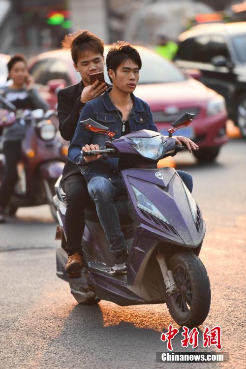 Nanning – Stadt der Elektro-Roller