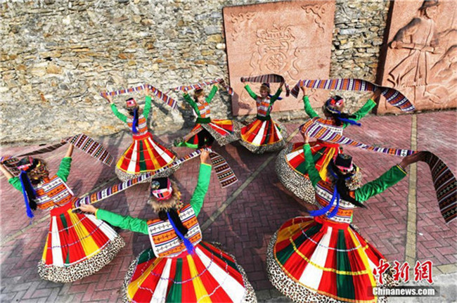 Chinas immaterielles Kulturerbe: Volkstanz ?Kasidawen“