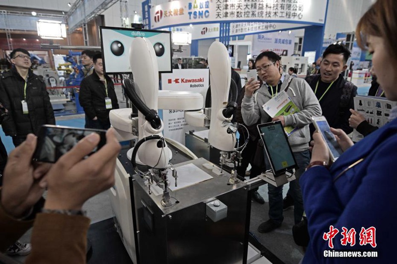 Chinas gr??te Robotikmesse in Tianjin er?ffnet 