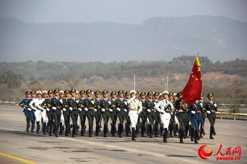 Chinas Ehrengarde debütiert am ?Pakistan Day“
