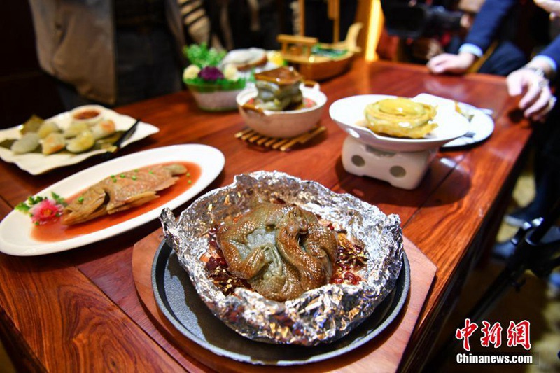 Jadeit-Festessen in Kunming 