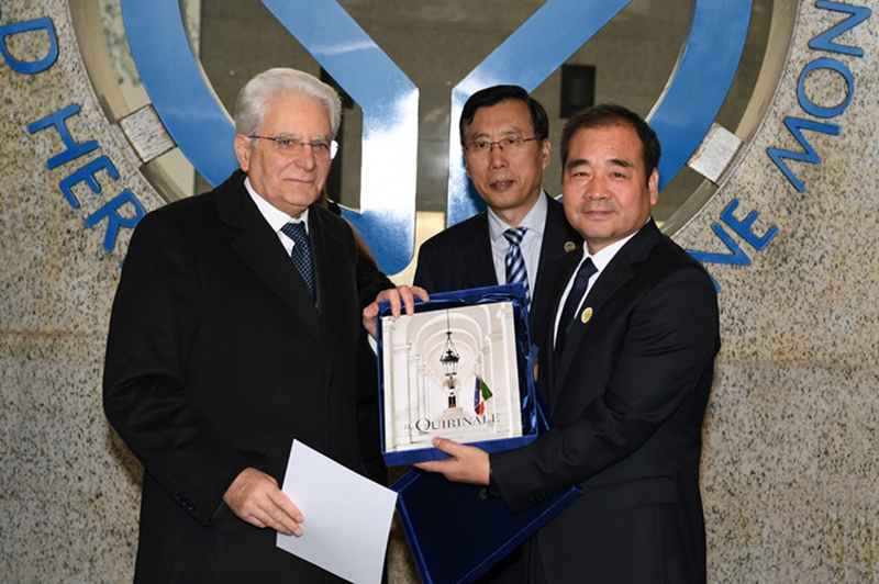 Italienischer Pr?sident besucht Museum von Mausoleum Qin Shihuangdis