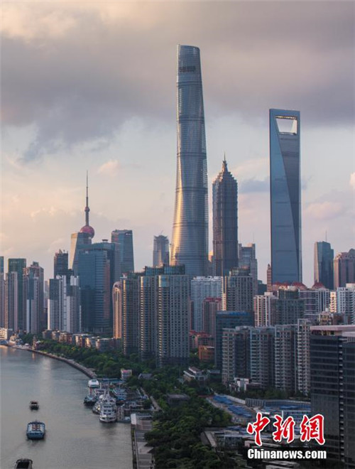 Shanghai Tower: 546 Meter hohe Aussichtsplattform für Touristen