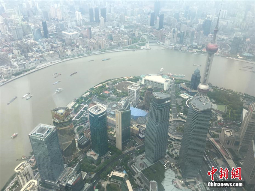 Shanghai Tower: 546 Meter hohe Aussichtsplattform für Touristen