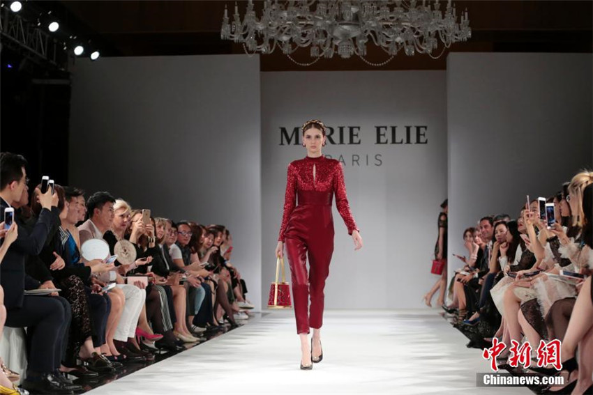 Mode-Show in der Franz?sischen Botschaft Beijing